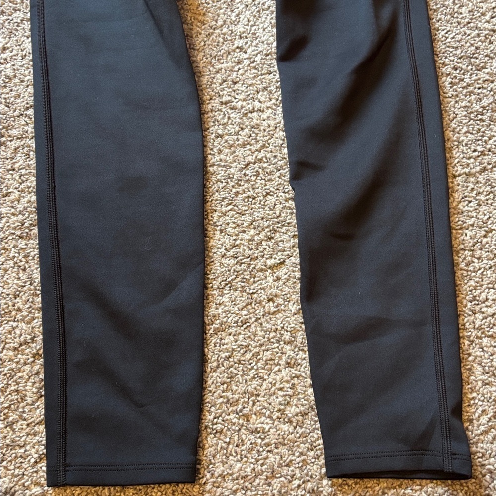 Under Armor Leggings - Picture 2 of 7